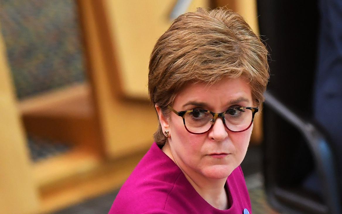Глава Шотландии предсказала Британии катастрофу в случае победы Трасс