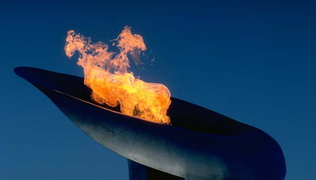 Чаша олимпийского огня на Играх-1992 в Альбервиле. 