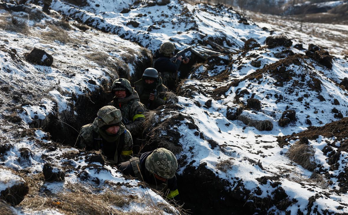 Генерал ВСУ заявил об отводе войск на одном из участков в Донбассе