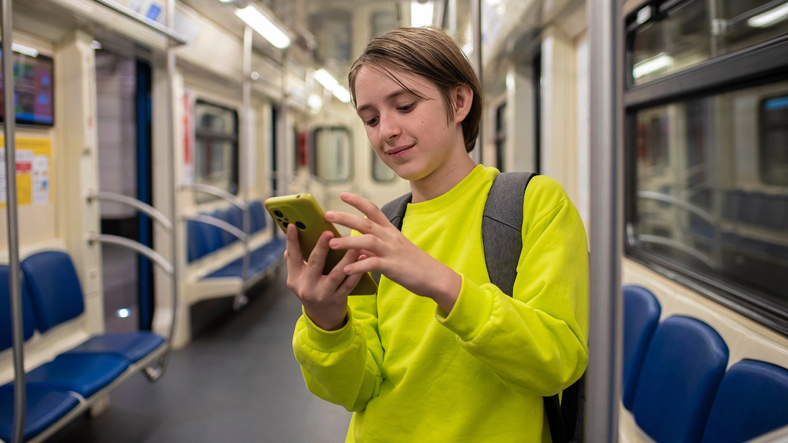 В России появятся детские сим-карты. Как они будут работать