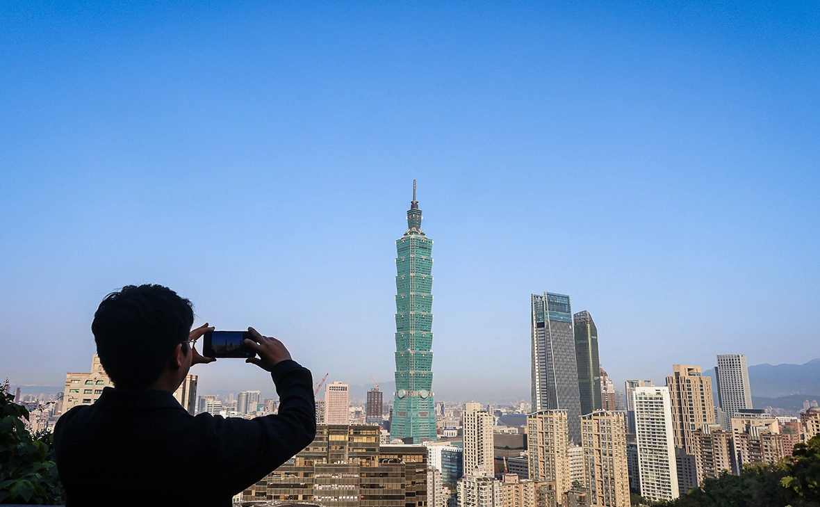 Annice Lyn / Getty Images