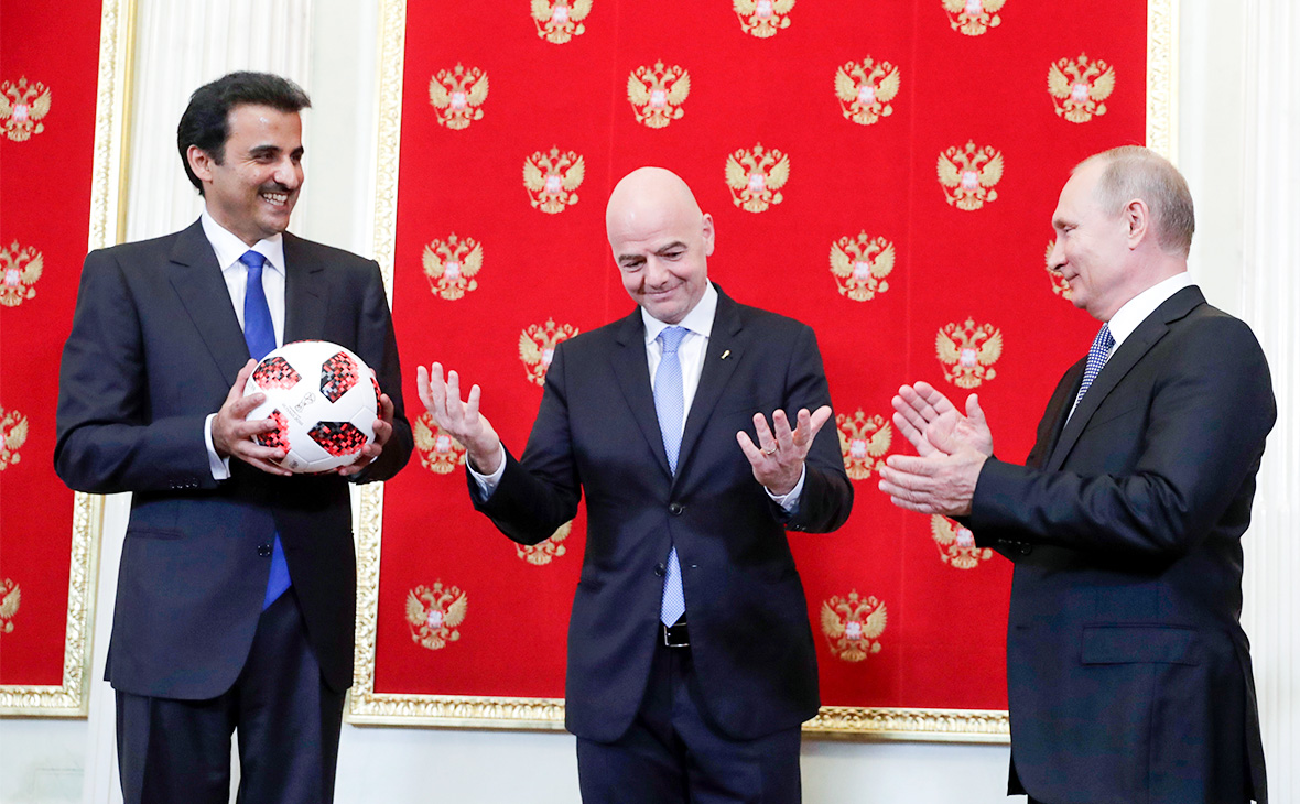 Эмир Катара Тамим бин Хамад Аль Тани, Джанни Инфантино и&nbsp;Владимир Путин (слева направо)