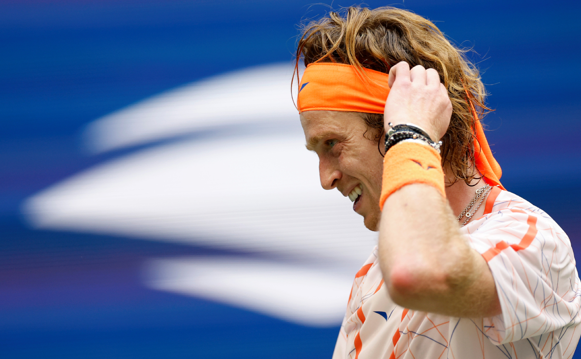 Sarah Stier / Getty Images