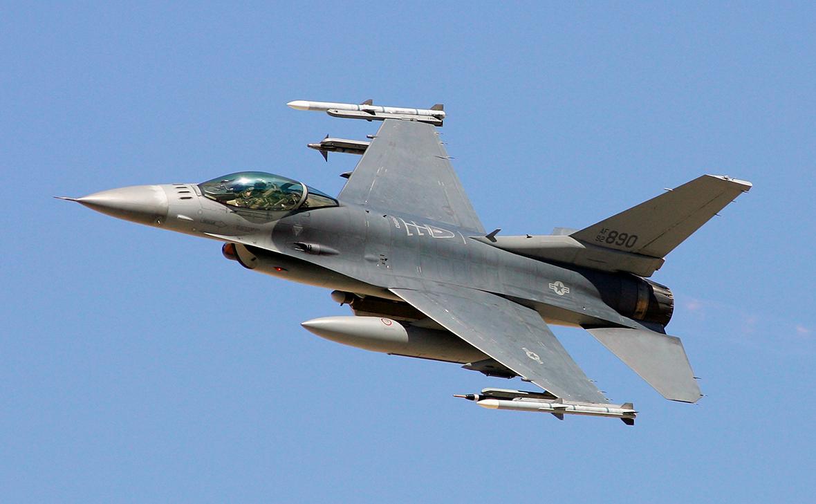 Истребитель F-16&nbsp;