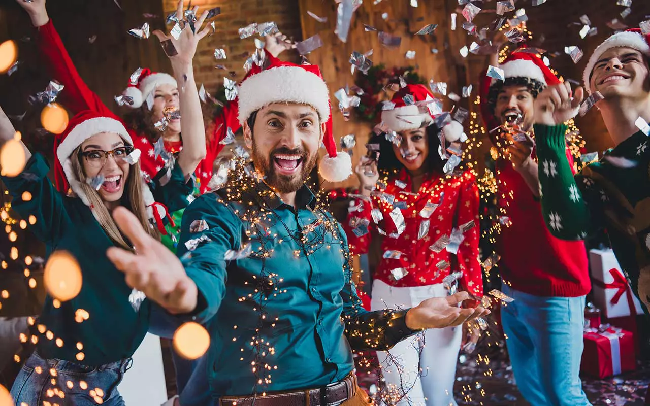 Давайте после Нового года: корпоративы переносятся на январь