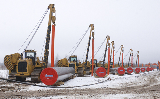 Трубы для магистрального газопровода Бованенково – Ухта. Декабрь 2008 года