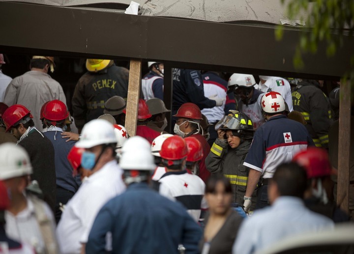 В штаб-квартире нефтяной компании в Мехико произошел взрыв