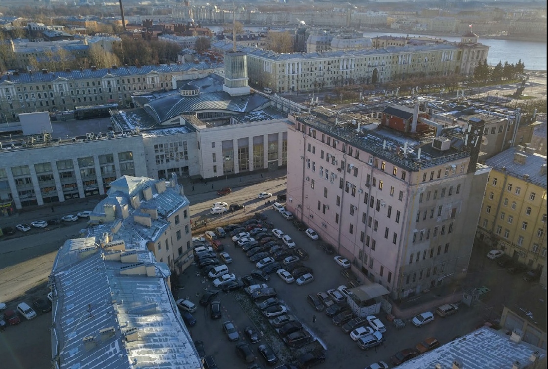 Участок проектирования нового отеля на площади Ленина