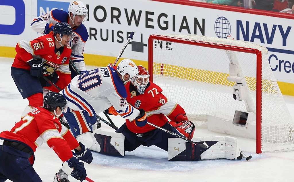 Mike Carlson / Getty Images