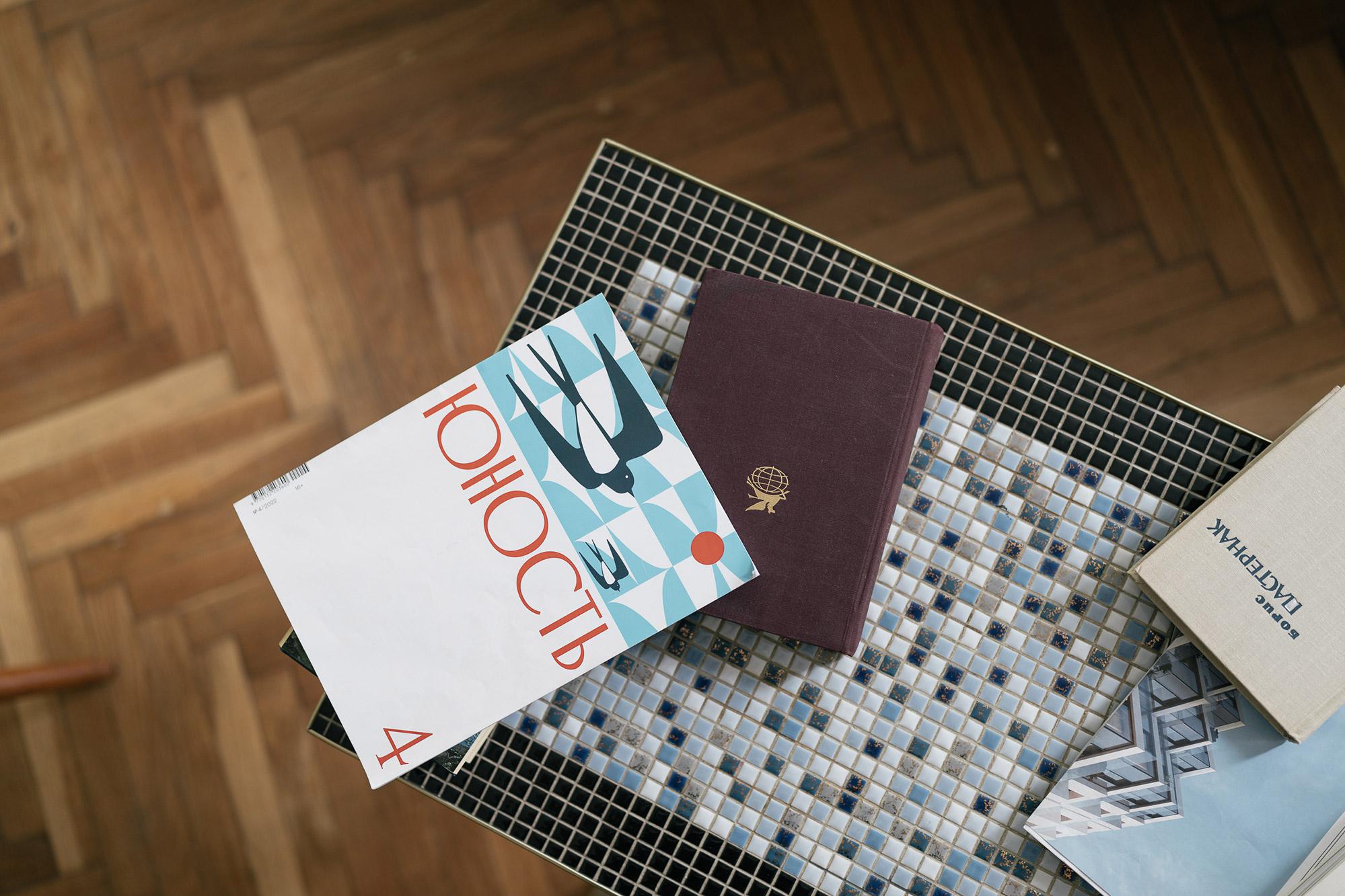 Книги и журналы в библиотеке Дома творчества Переделкино