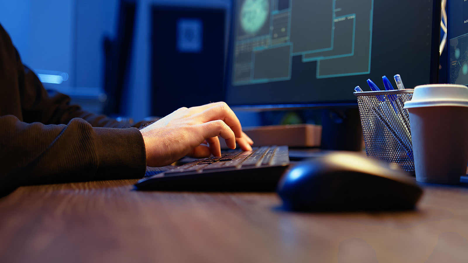 В США мошенники 15 лет использовали фото мужчины для обмана женщин