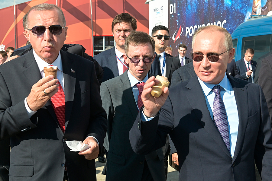 После осмотра Путин угостил Эрдогана вологодским мороженым