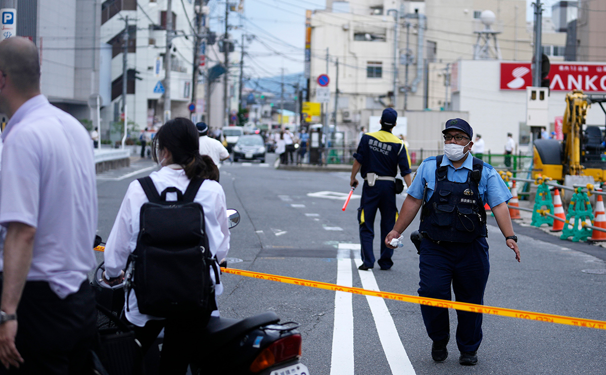 Глава японской полиции признал, что ведомство не справилось с охраной Абэ