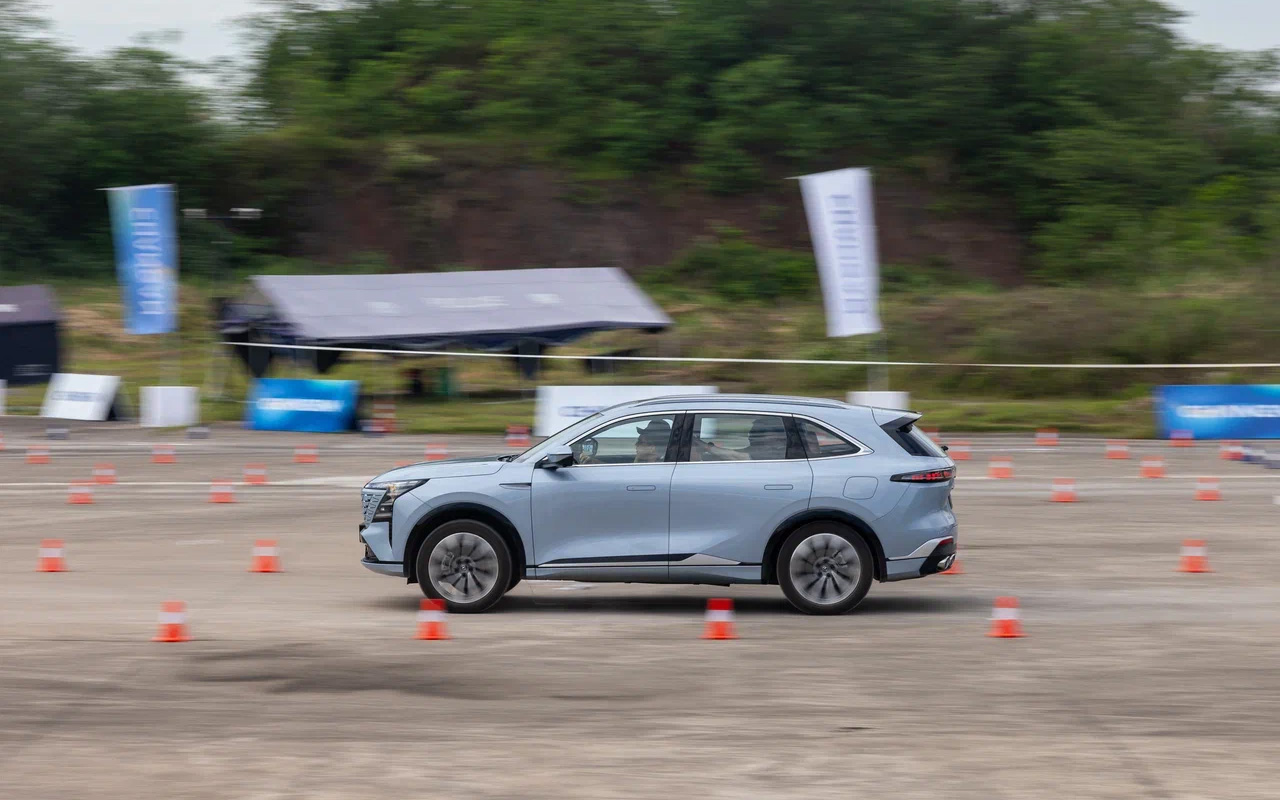 
            Четвертый пошел. Тест кроссовера Changan CS75 Plus нового поколения
        