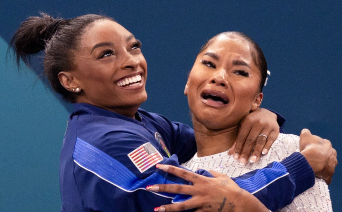 Carmen Mandato / Getty Images