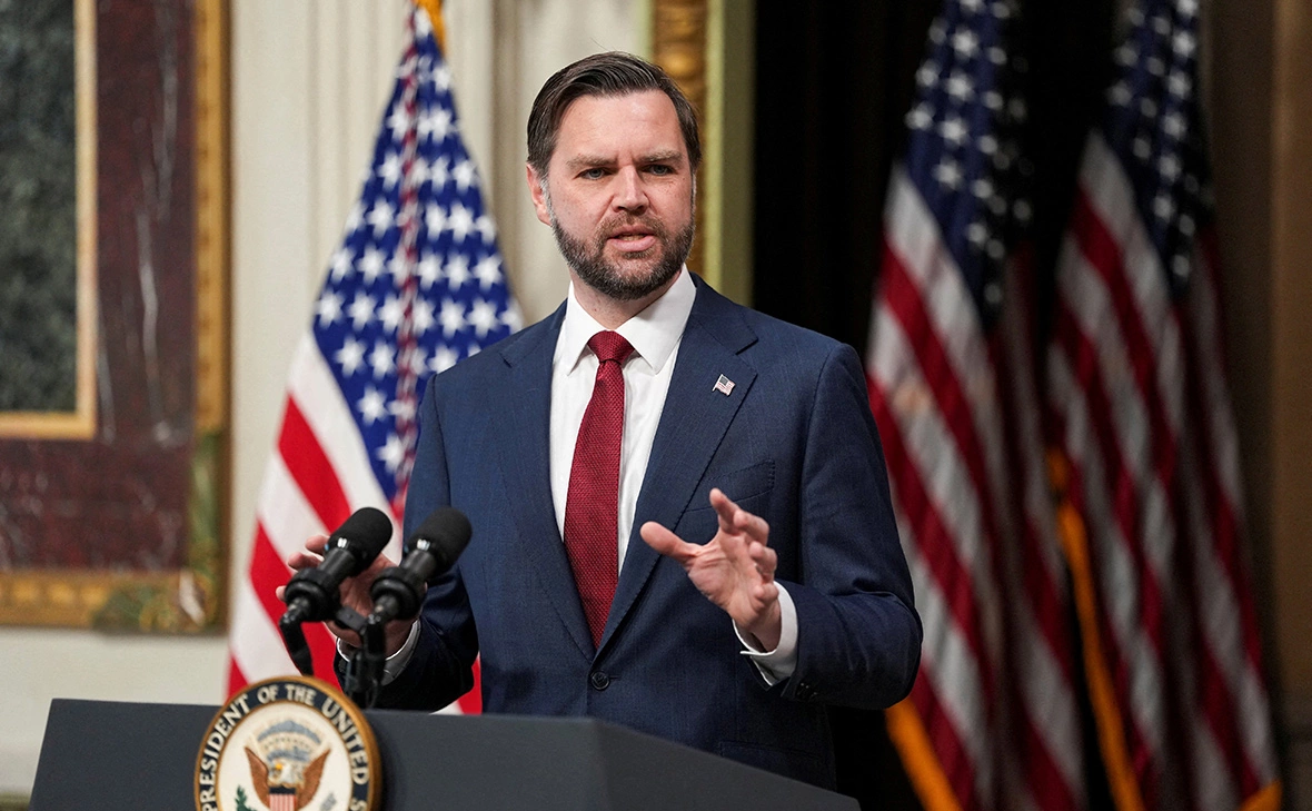 Ken Cedeno / Reuters