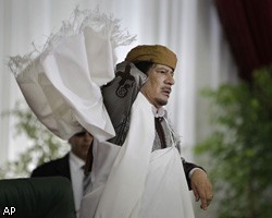 М.Каддафи запросил мятежников о мирных переговорах