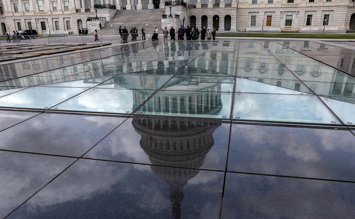 Evelyn Hockstein / Reuters