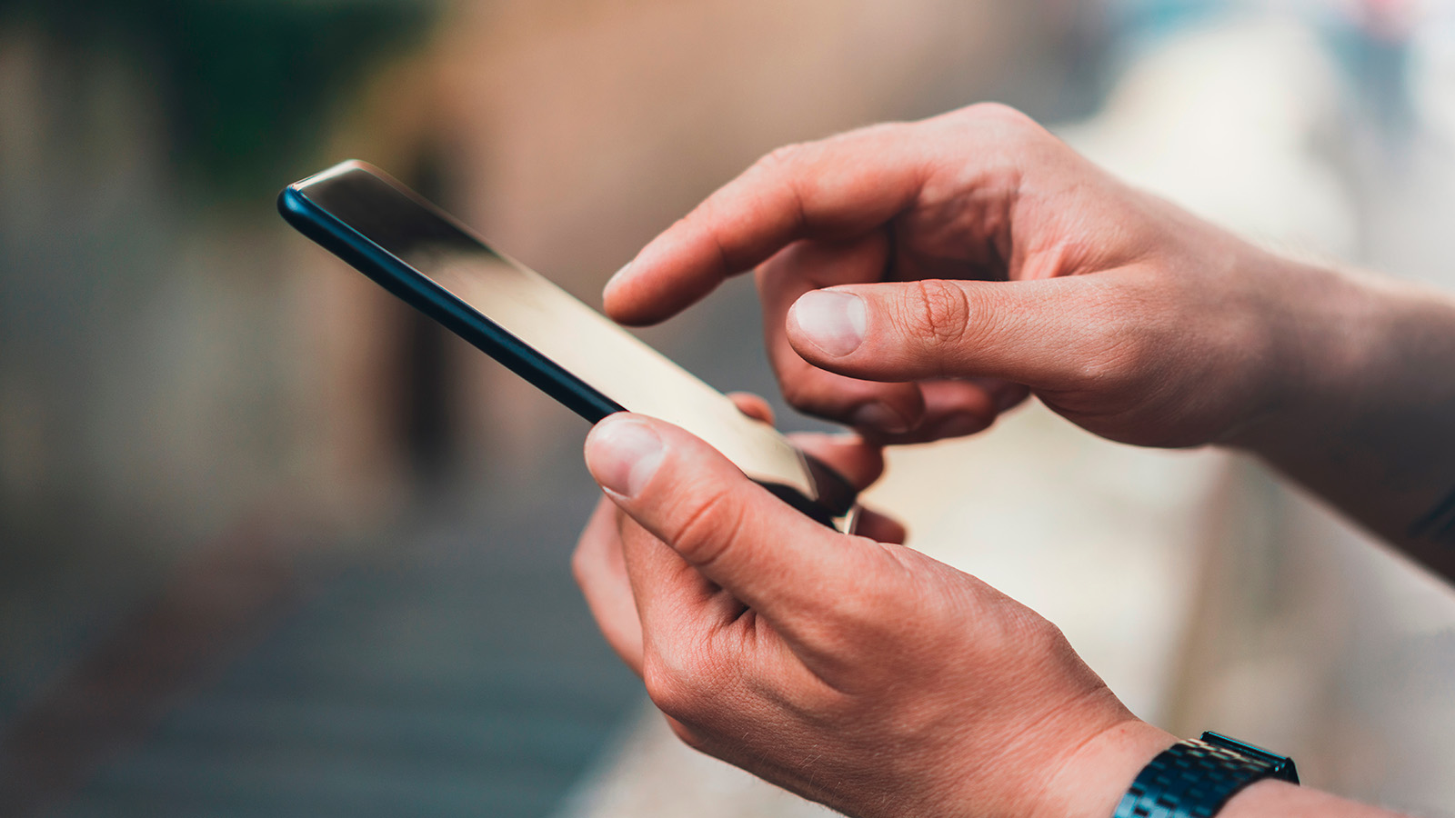 В бета-версии WhatsApp для iOS тестируют персональные чат-боты на основе искусственного интеллекта