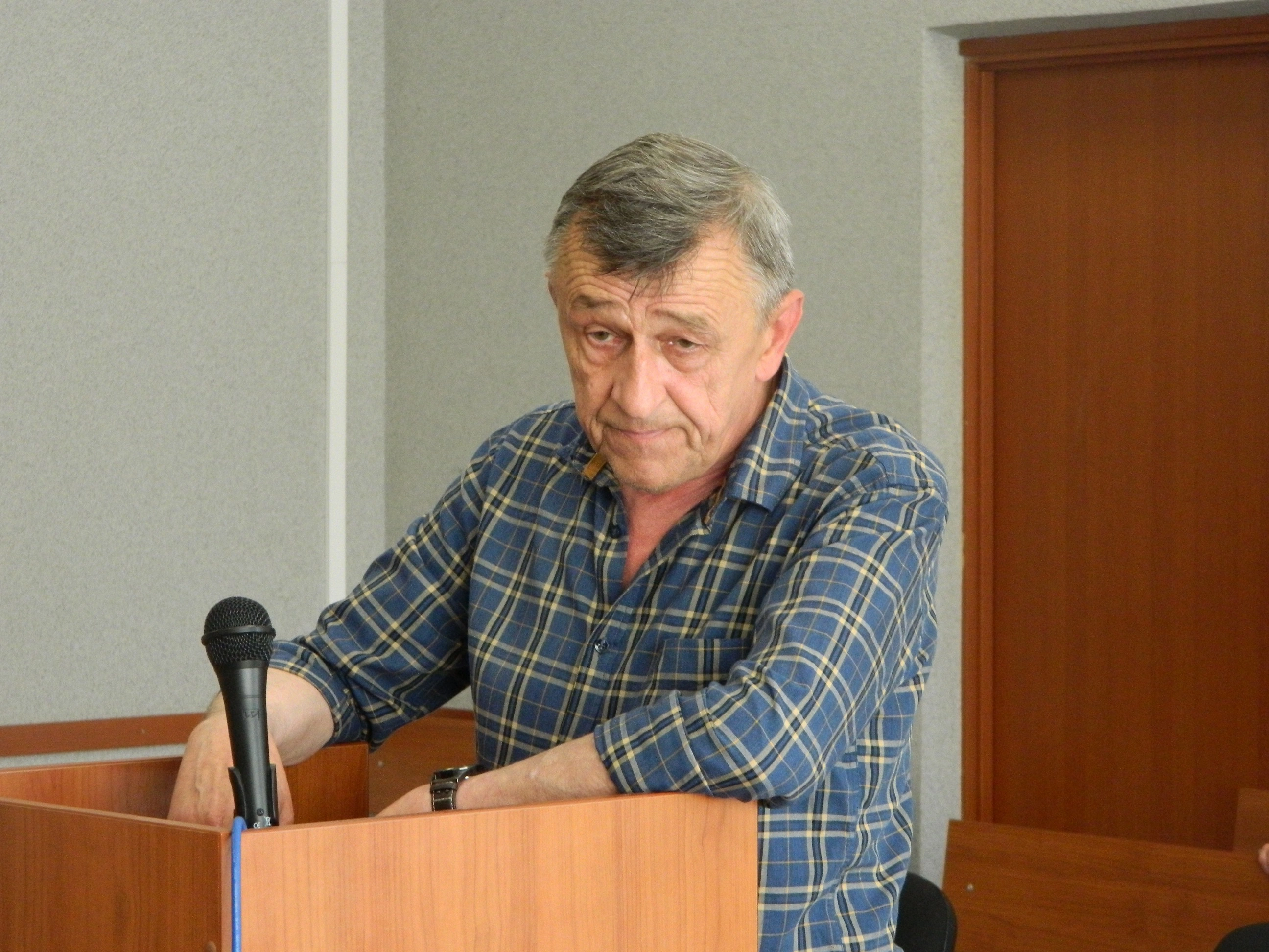 Михаил Лобанов