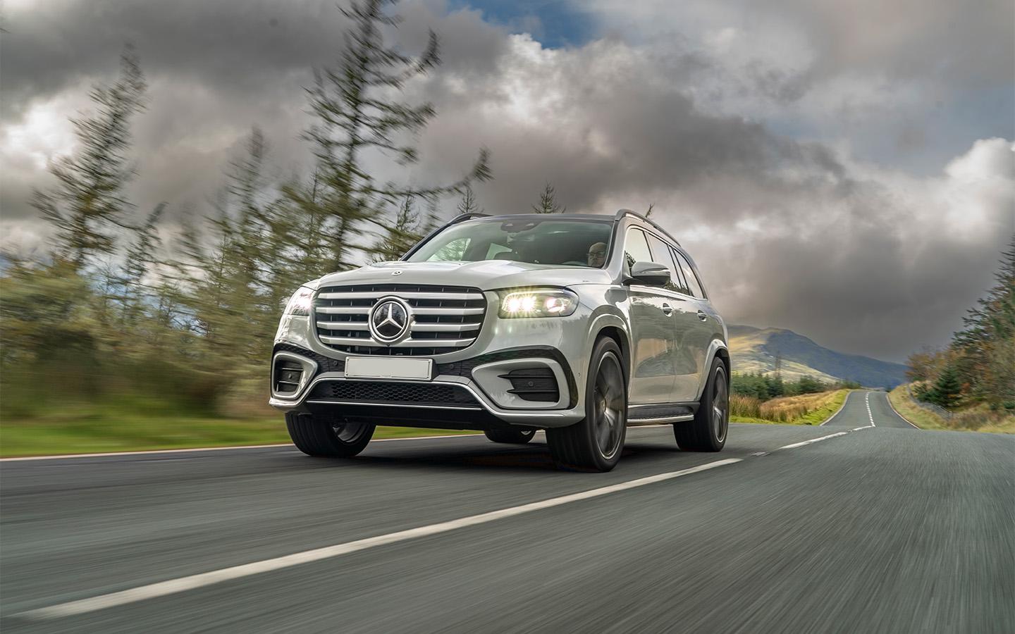 В России с начала года продали 2,7 тыс. Mercedes. Почти все из Германии