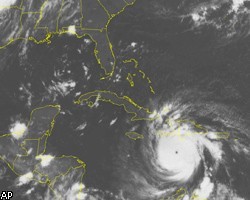 Ураган "Дин" обрушился на Ямайку