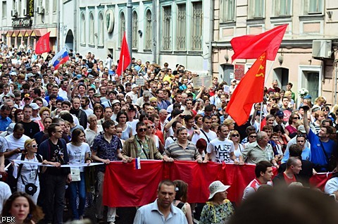 "Единая Россия": Миллионы не хотят идти за оппозицией
