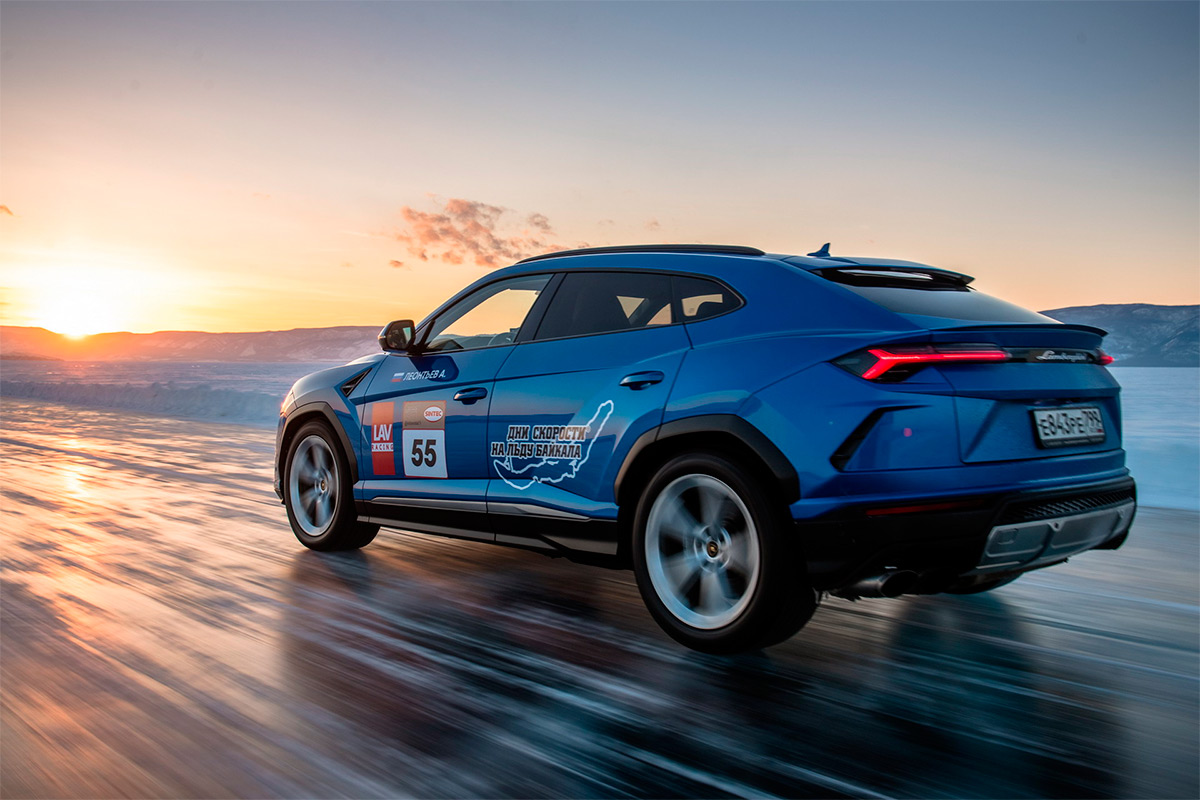 Lamborghini Urus установил рекорд скорости на льду Байкала