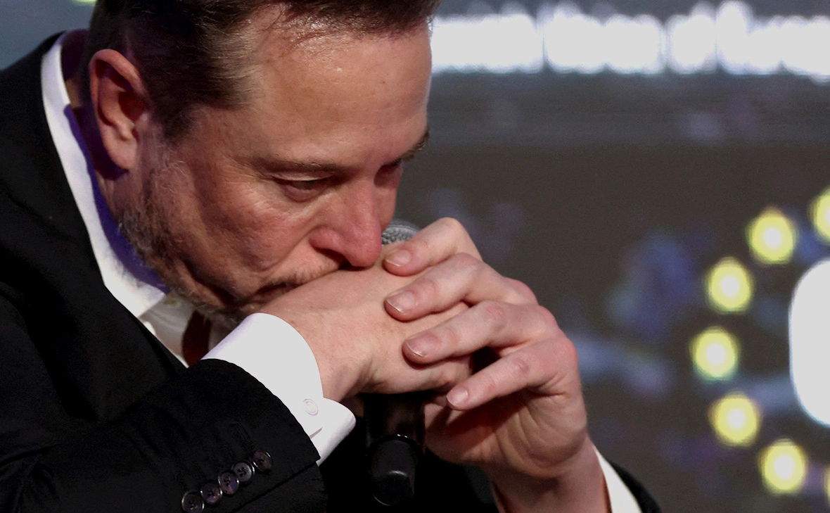 Lukasz Glowala / File Photo / Reuters