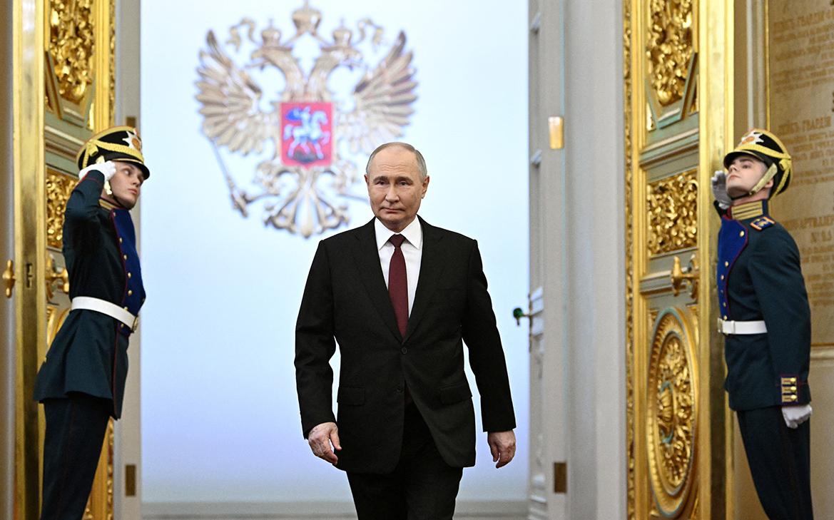 Путин призвал помнить о цене смут и потрясений