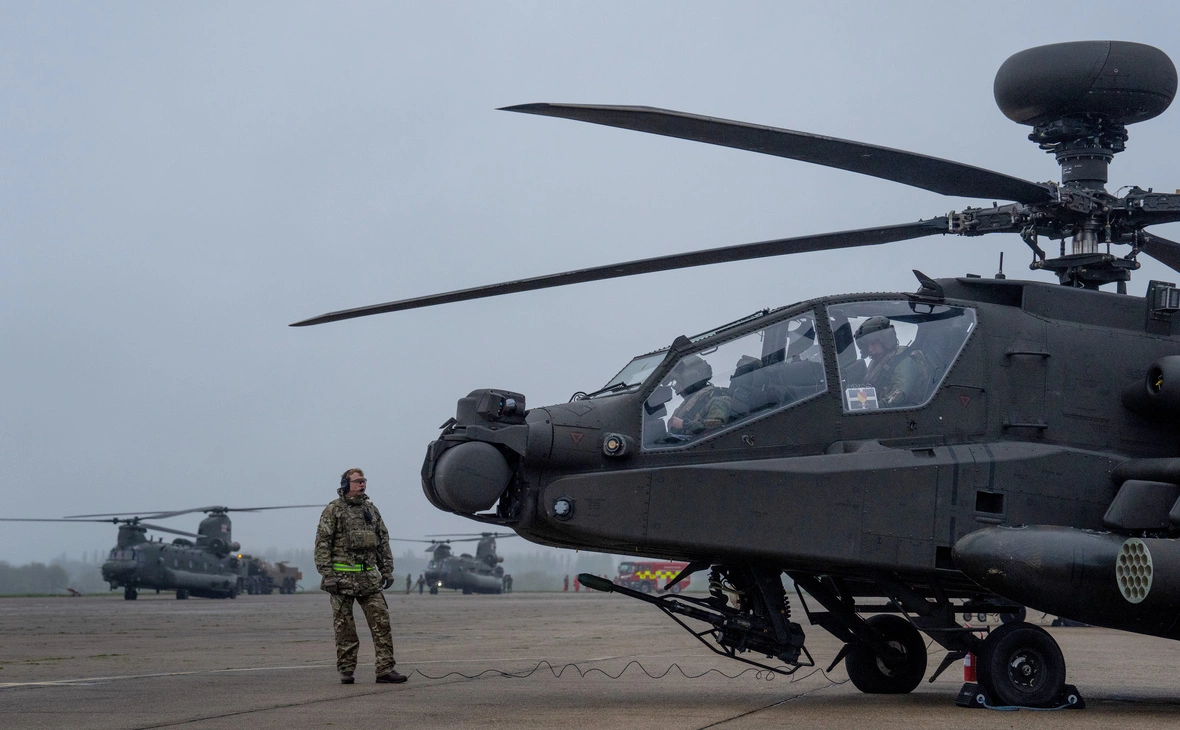 Carl Court / Getty Images