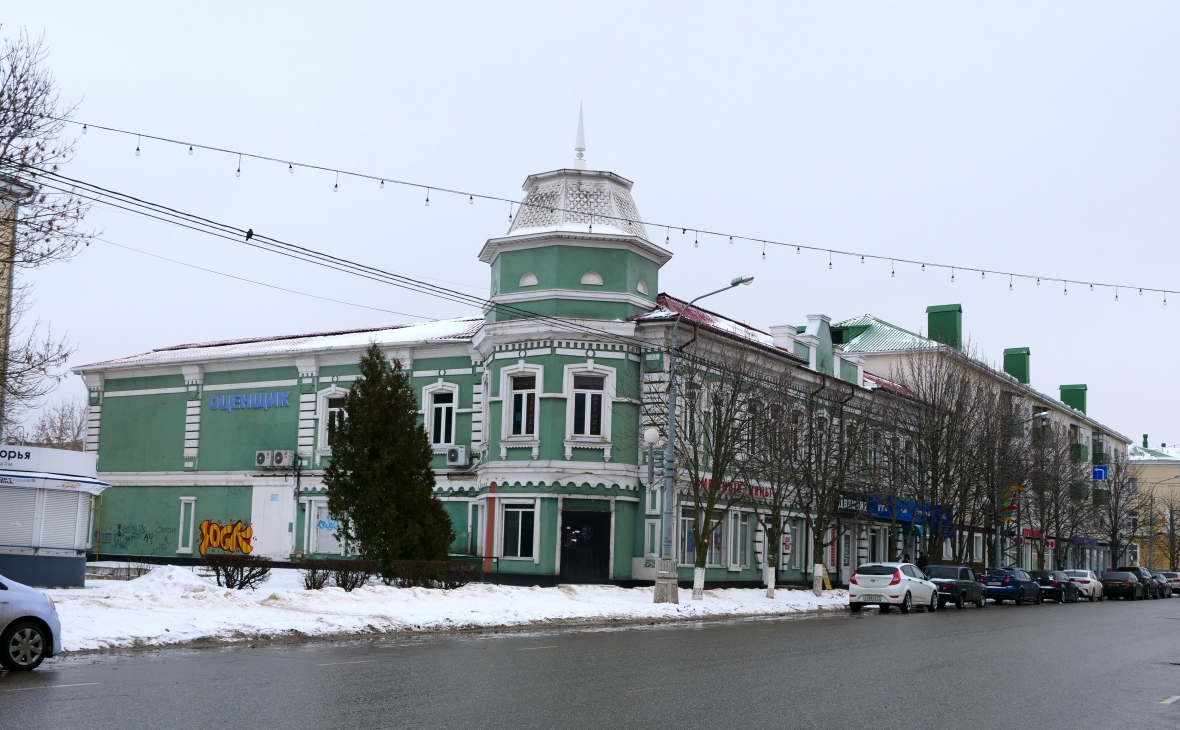 Торговые ряды на ул. Ленина в Старом Осколе (Фото: РБК Черноземье)