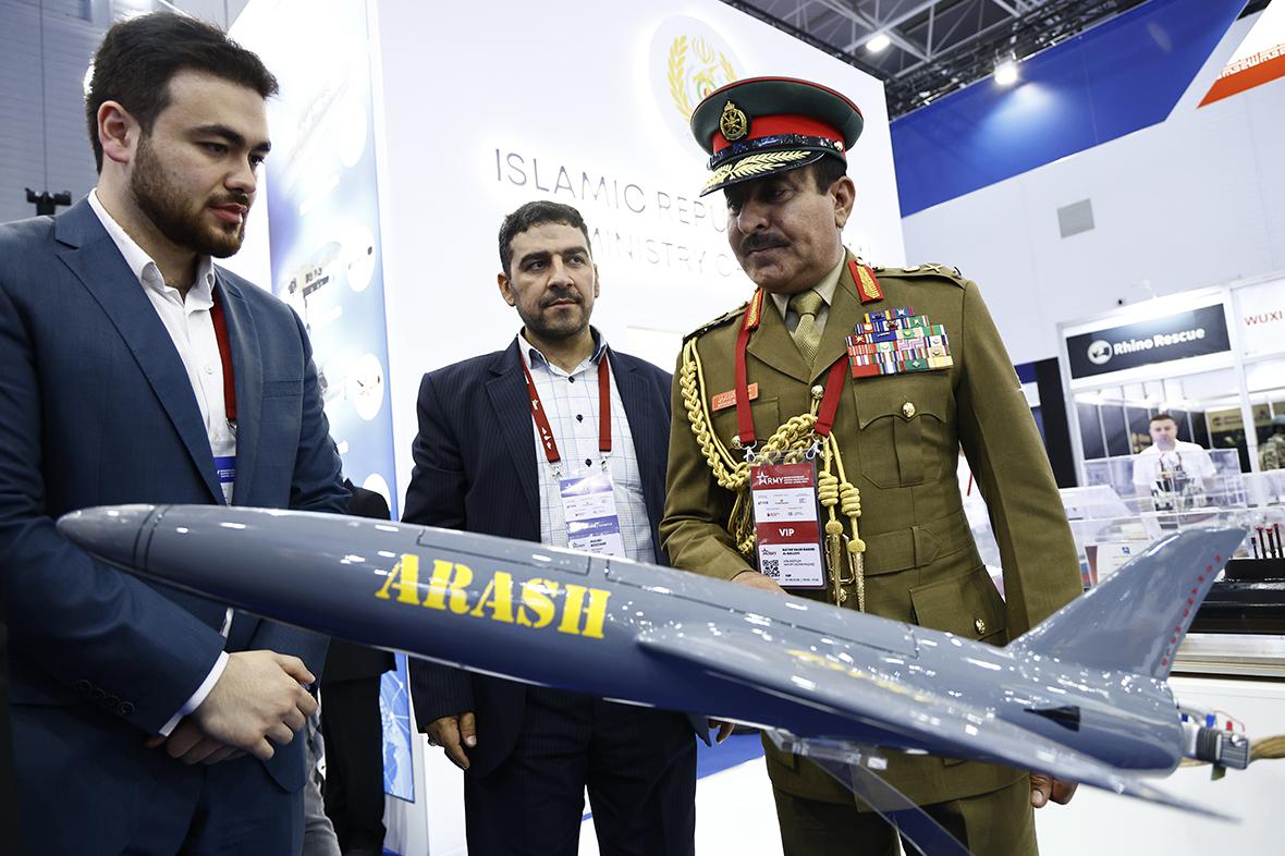 Макет беспилотного летательного аппарата (БЛА) Arash (Иран)