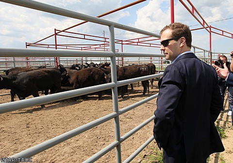 Д.Медведев на Брянщине встретился с настоящими ковбоями из Айдахо