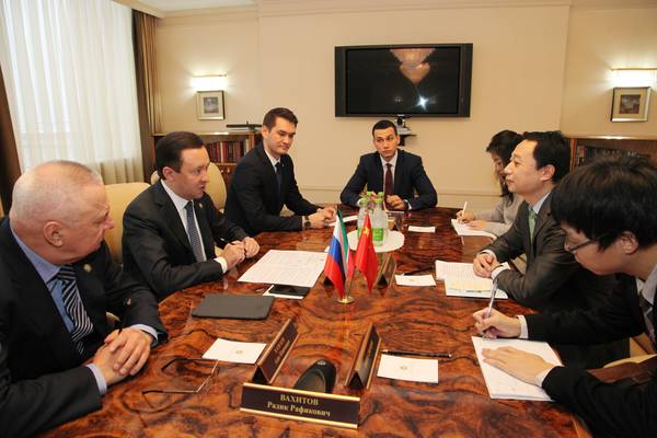 Ильдар Халиков одобрил идею открытия консульства КНР в Казани