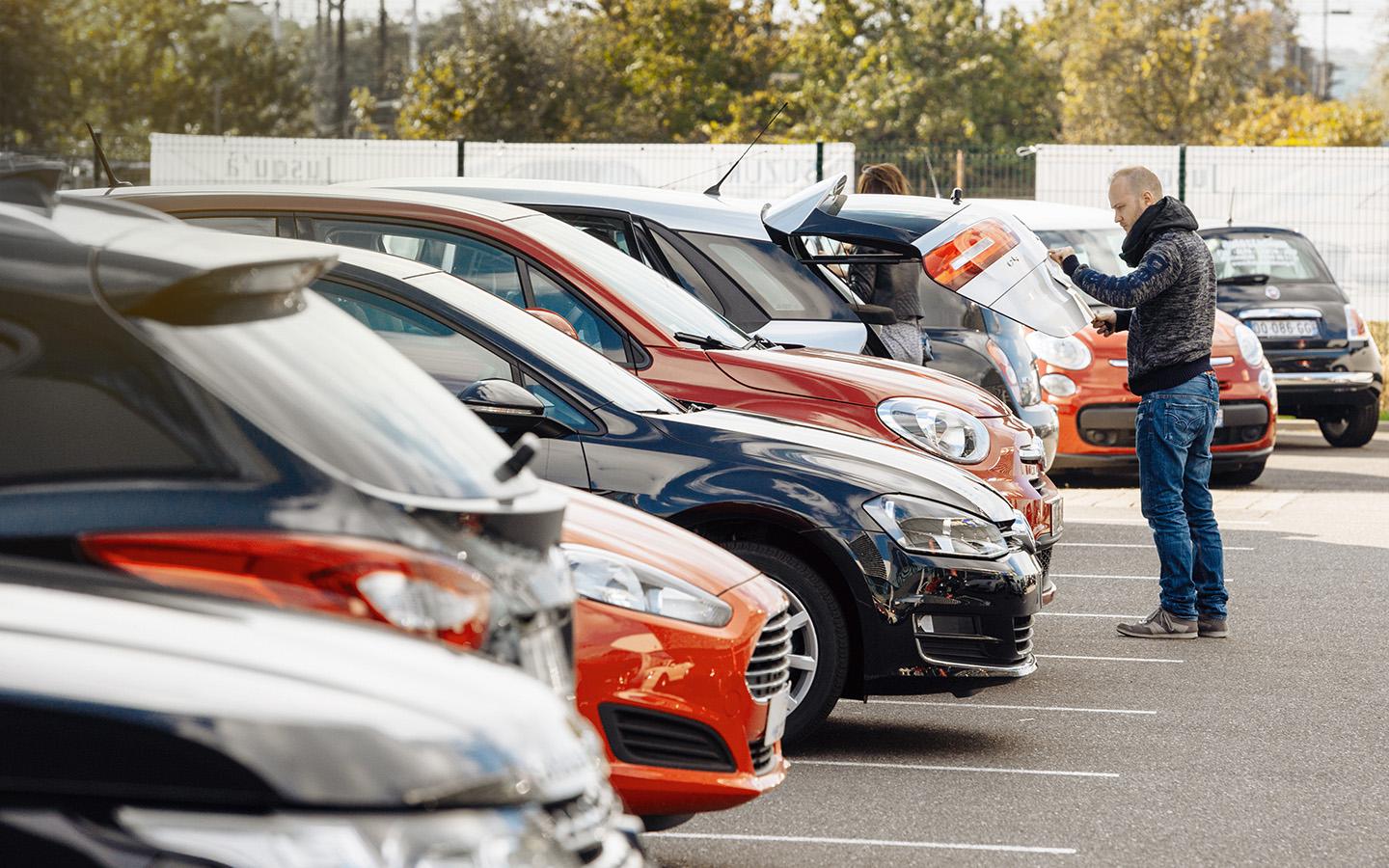 «Одинаковые, но разные». Автоподборщик назвал различия BMW из ЕС и Кореи
«Одинаковые, но разные». Автоподборщик назвал различия BMW из ЕС и Кореи