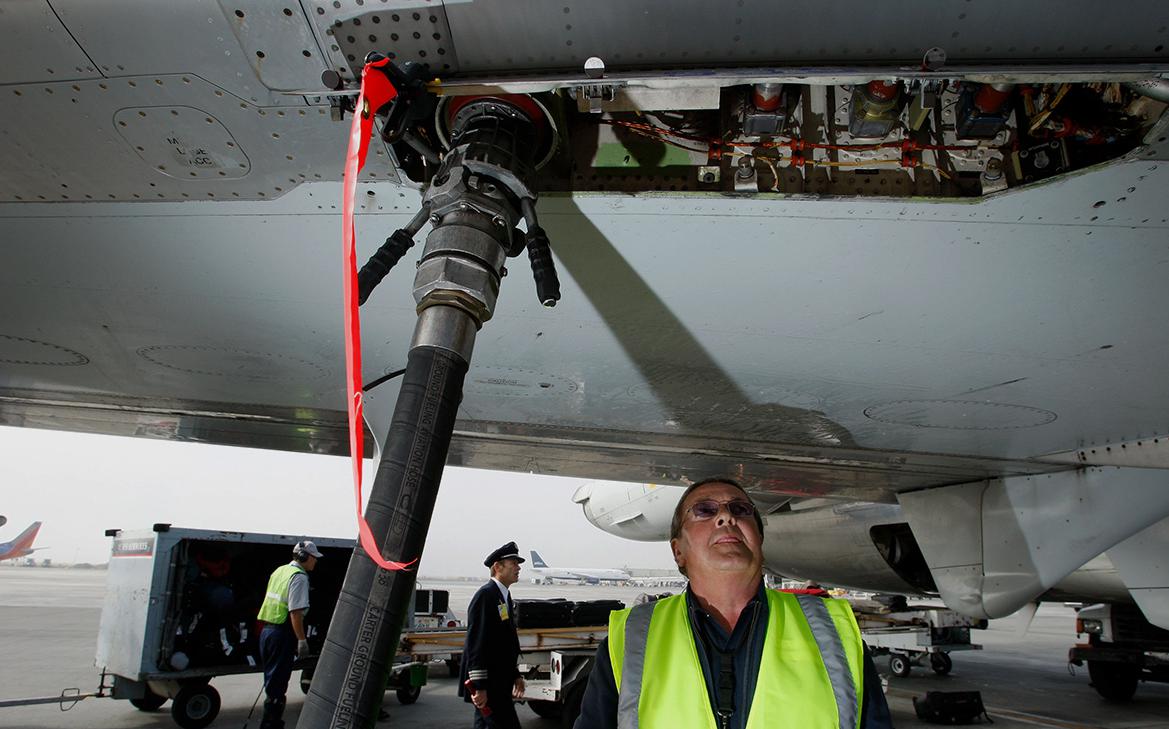 Куба предупредила, что топлива для самолетов не будет месяц