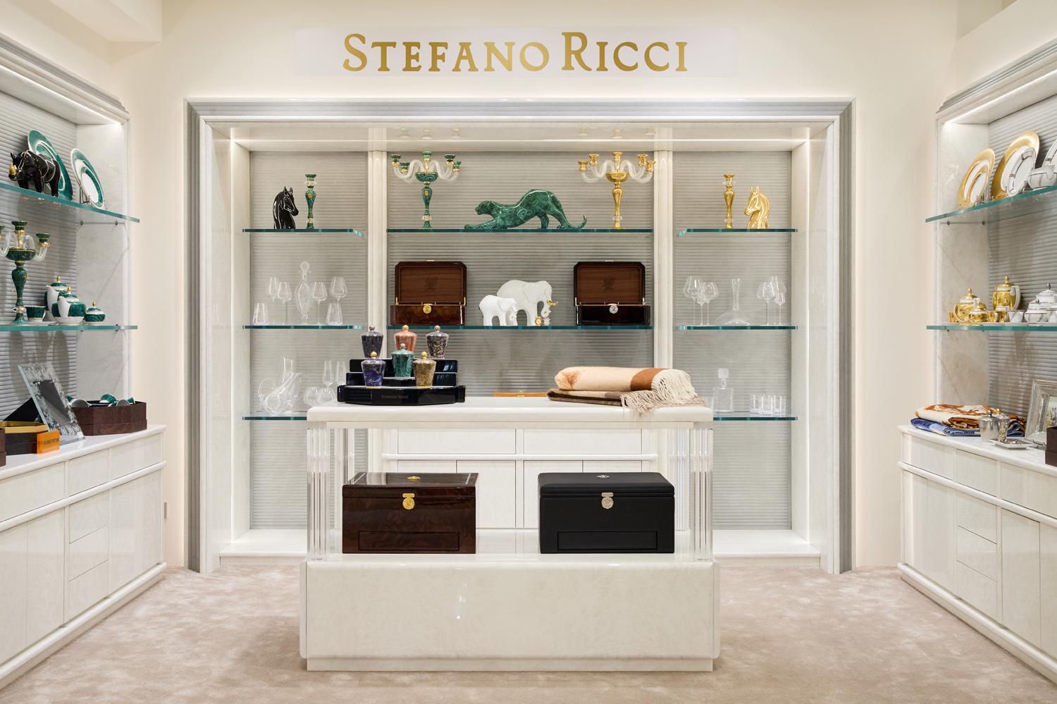 Stefano Ricci открыл новый корнер в ЦУМе