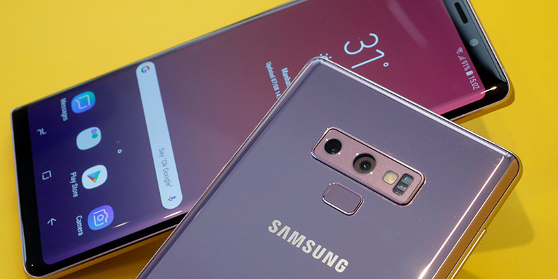 Samsung представил новый смартфон Galaxy Note 9 и «умную» колонку