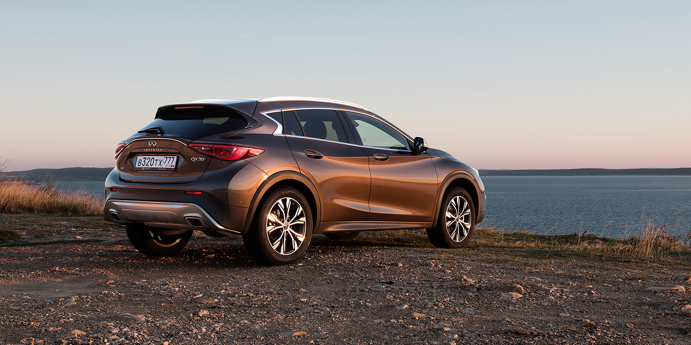 В полный рост. Тест-драйв Infiniti QX30 :: Autonews