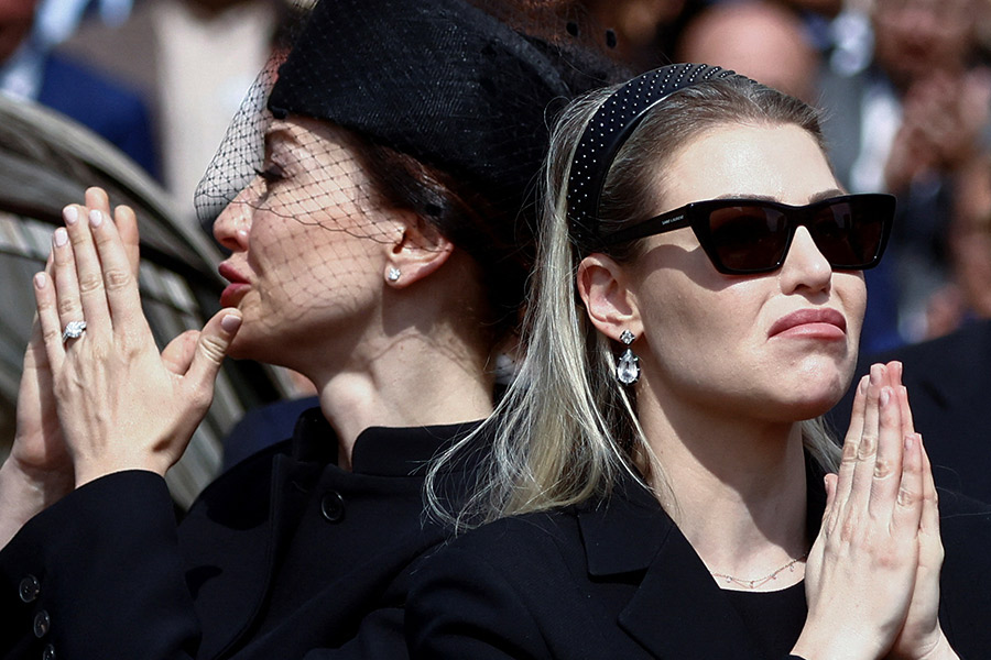 Дочери Сильвио Берлускони Элеонора и Барбара (слева направо)