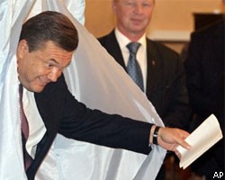 В.Янукович вырвался в лидеры президентской гонки на Украине