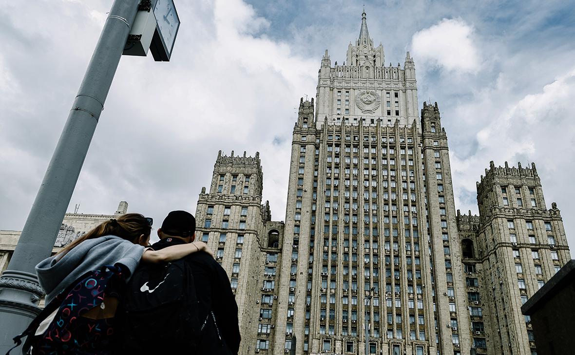 Здание Министерства иностранных дел в Москве