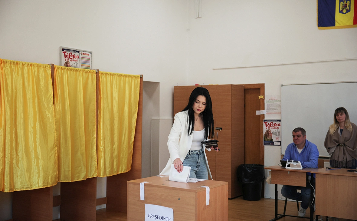 Louisa Gouliamaki / Reuters