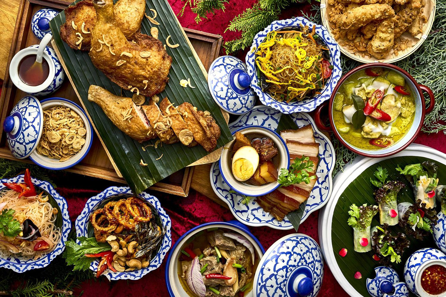 Блюда Рождественского ужина отеля Centara Grand Hotel Osaka