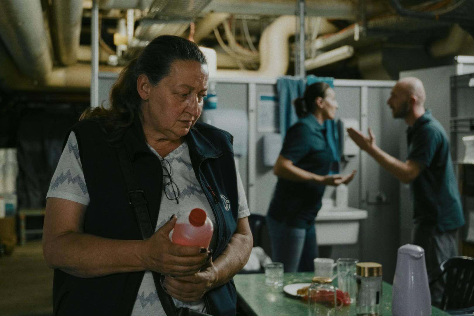 Кадр из фильма &laquo;Я понимаю ваше недовольство&raquo;