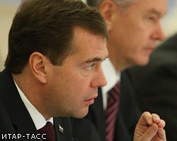 Д.Медведев: Мэр Москвы должен бороться с коррупцией и пробками  