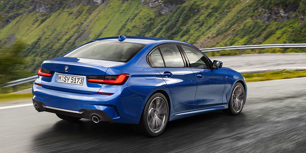 BMW объявила цены на новую «тройку»