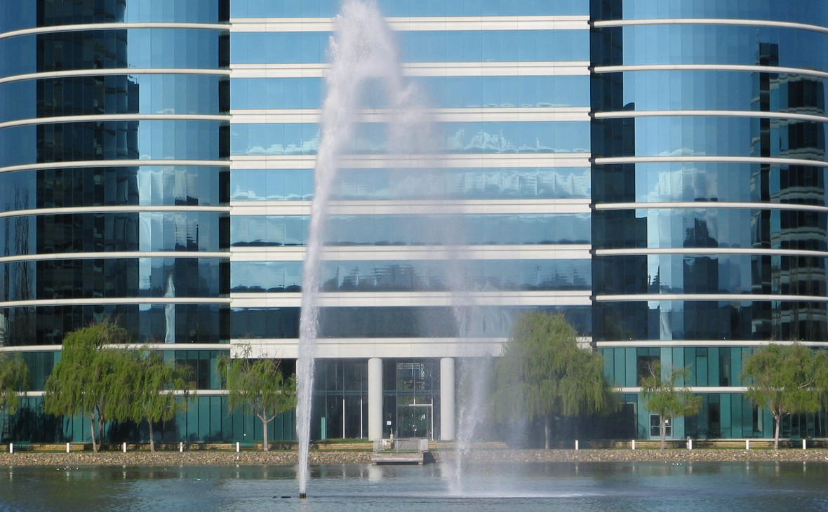 Штаб-квартира Oracle недалеко от города Сан-Франсиско, штат Калифорния
