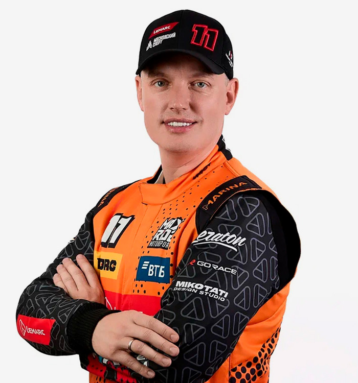 Константин Найт